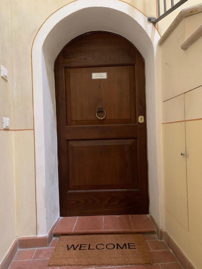 Apartamento La Casa Di Beatrice Spoleto Exterior foto